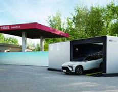 中國(guó)石化全球首座全智能換電站投運(yùn)，單次換電時(shí)間僅為4分30秒